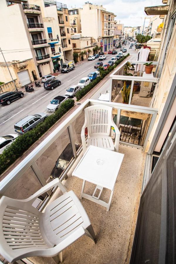 Apartment 5 Mins Away From The Beach. Bahía de San Pablo Exterior foto